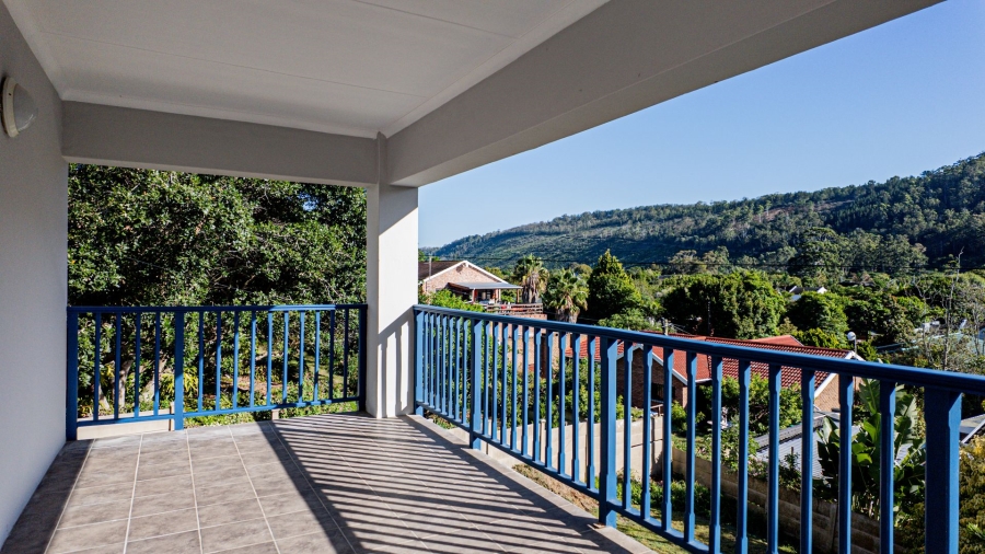 3 Bedroom Property for Sale in Meedingsride Western Cape